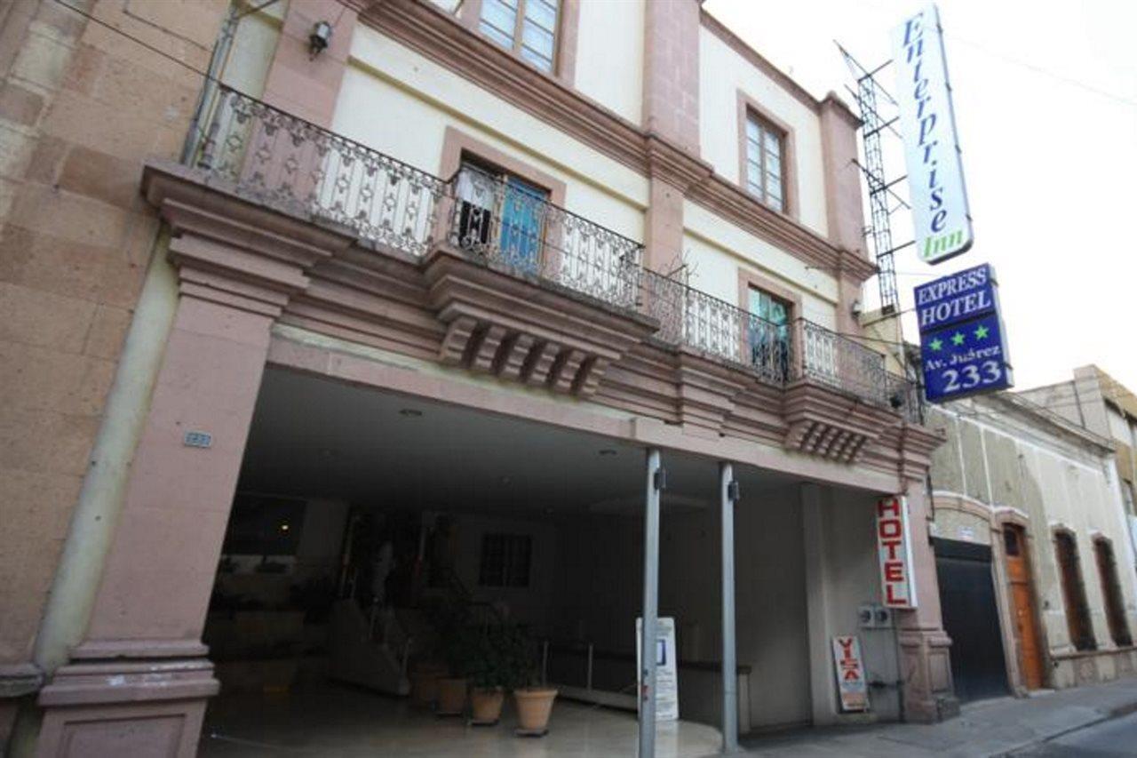 Mision Leon Hotel Bagian luar foto