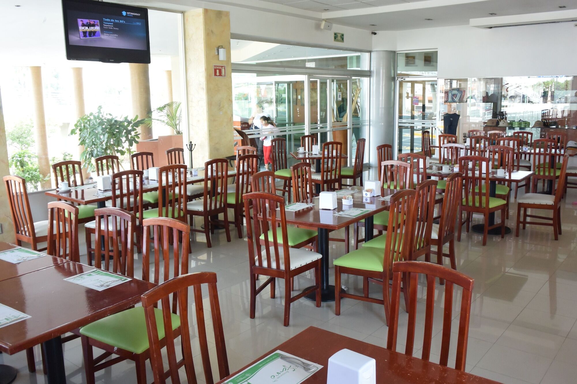 Mision Leon Hotel Bagian luar foto